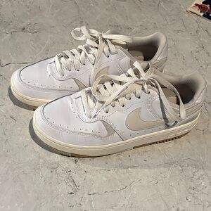 Nike Gammas Force Women's White and Tan Sneakers